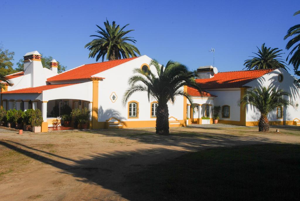 Herdade Da Samarra Hotel Viana do Alentejo Eksteriør billede