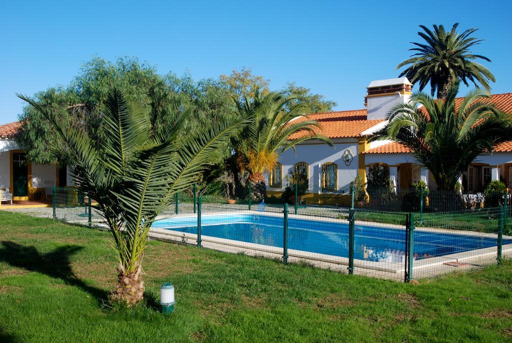 Herdade Da Samarra Hotel Viana do Alentejo Eksteriør billede
