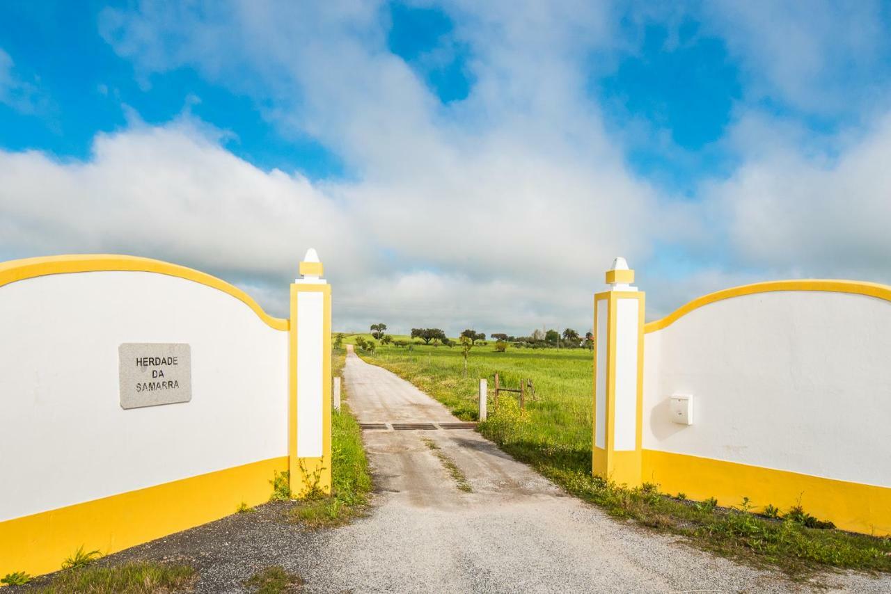 Herdade Da Samarra Hotel Viana do Alentejo Eksteriør billede